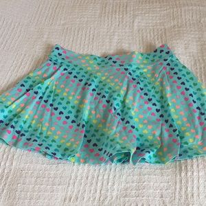 NWT Girls size XL-14 heart design skirt